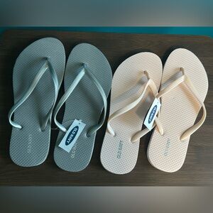OLD NAVY Flip Flops Bundle Size 9
